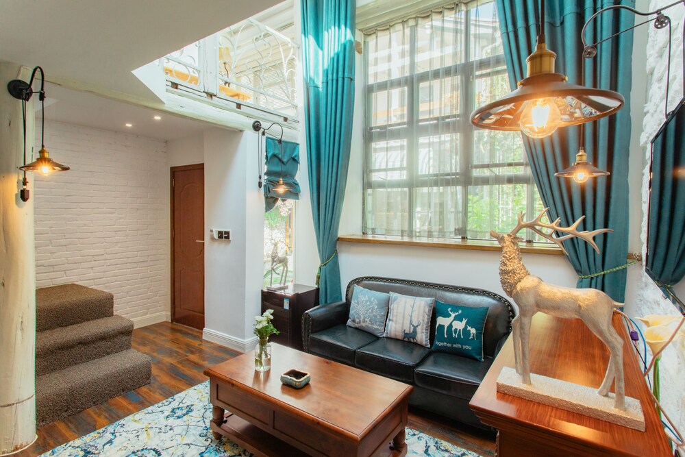 3 cottages of deer inn