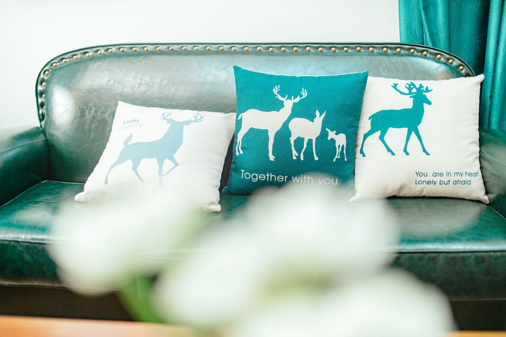 3 cottages of deer inn