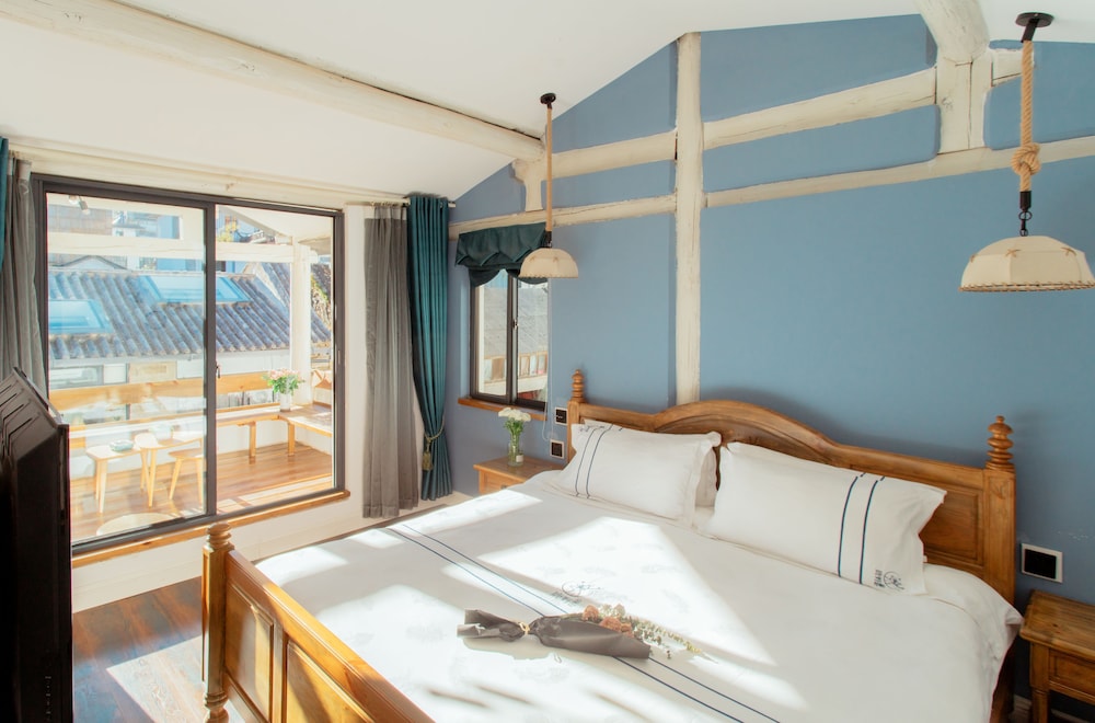 3 cottages of deer inn