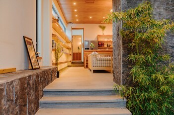 3 cottages of deer inn