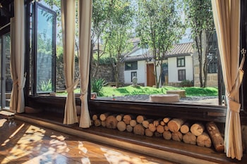 3 cottages of deer inn