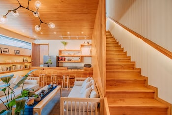 3 cottages of deer inn