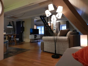 blue wall bnb business apartments