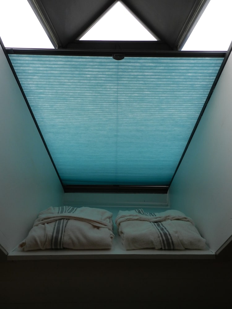 blue wall bnb business apartments