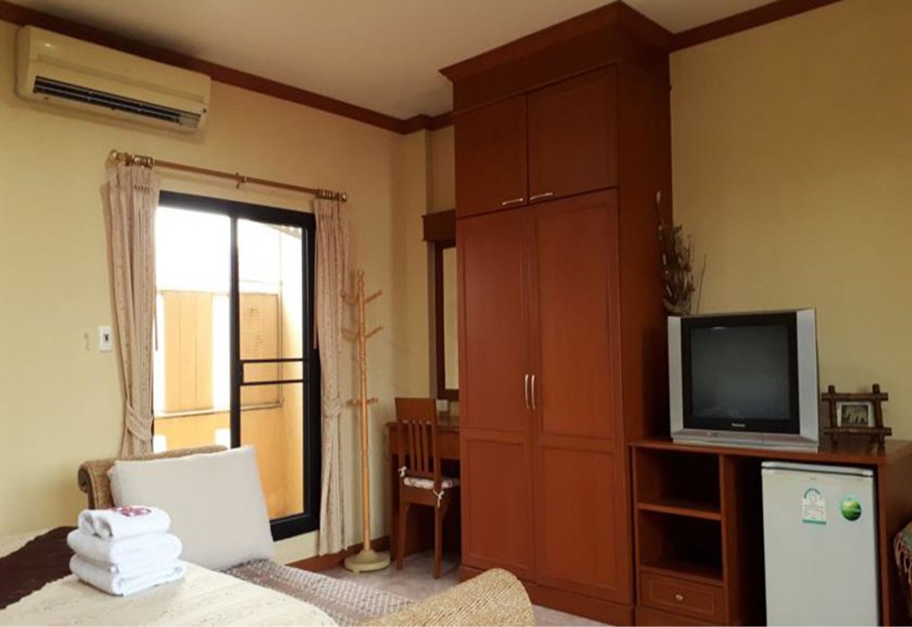 mini cost apartment and guesthouse