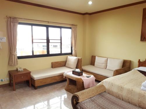 mini cost apartment and guesthouse