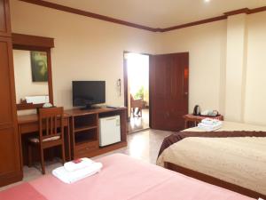 mini cost apartment and guesthouse