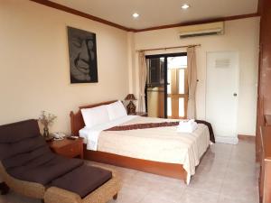 mini cost apartment and guesthouse