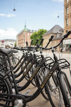 carlton 66 guldsmeden