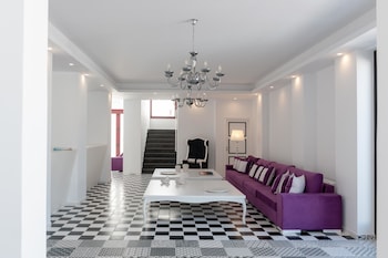 mar n mar crown hotel suites