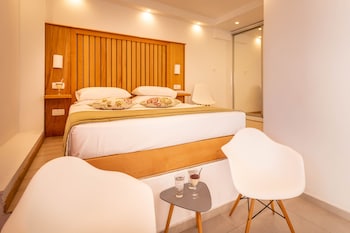 mar n mar crown hotel suites