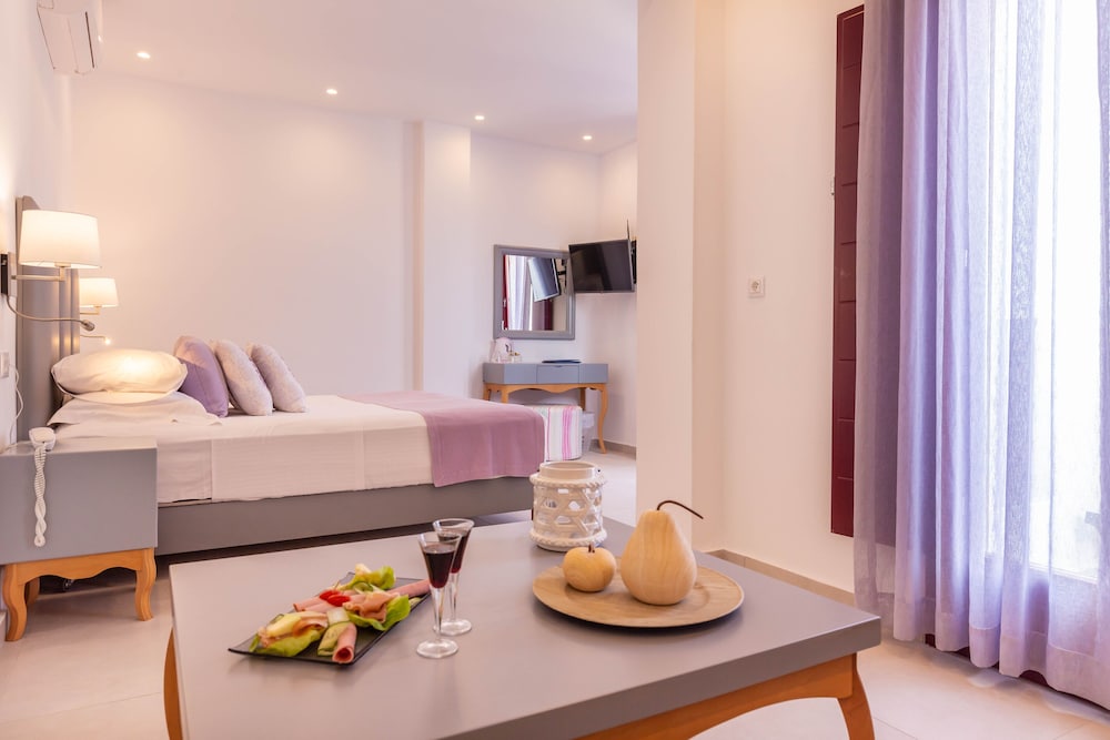 mar n mar crown hotel suites