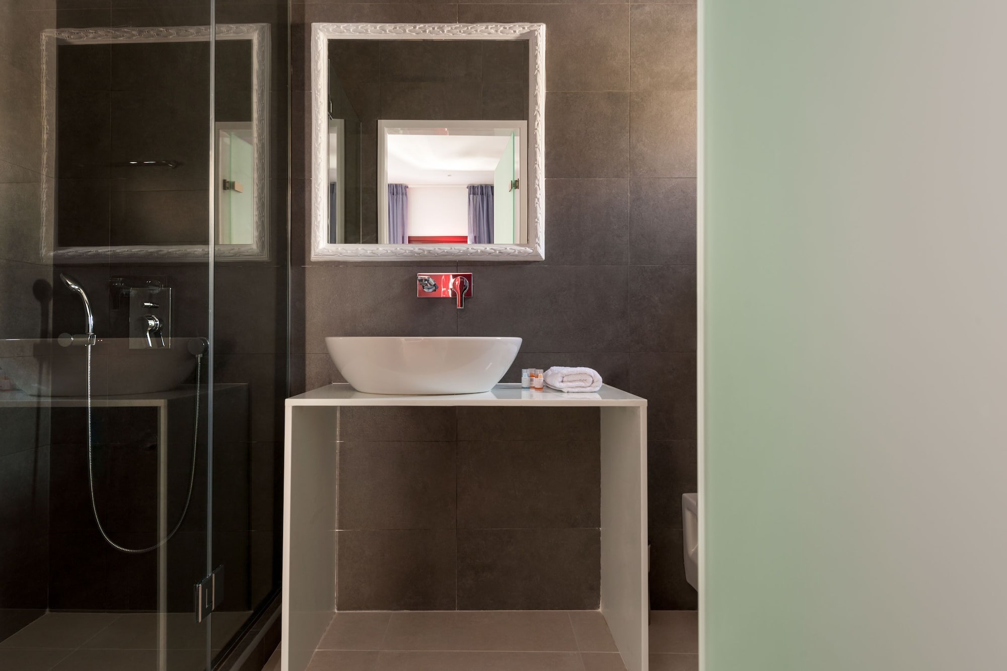 mar n mar crown hotel suites