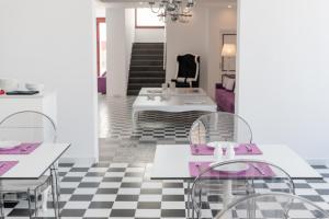 mar n mar crown hotel suites
