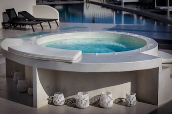mar n mar crown hotel suites
