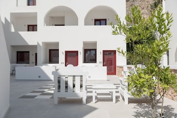 mar n mar crown hotel suites
