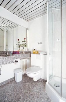 Hotel Schutzenhof,Cologne>>Bonn,3.5 star