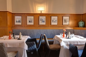 zeller hotel restaurant