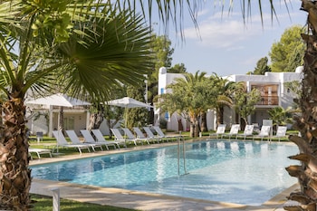 cala llenya resort ibiza