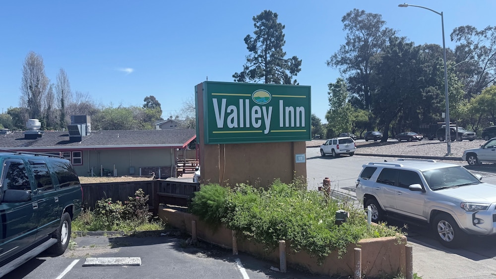 valley inn