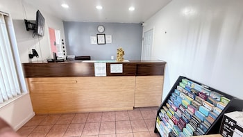 Valley Inn,Santa Cruz>>Freedom,2.5 star