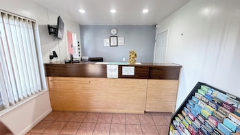 Valley Inn,Santa Cruz>>Freedom,2.5 star