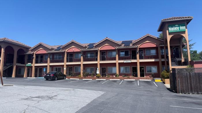 valley inn