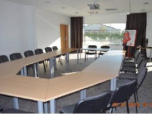 ibis istres trigance