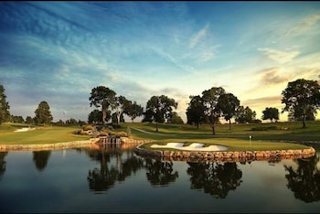 shangri la resort