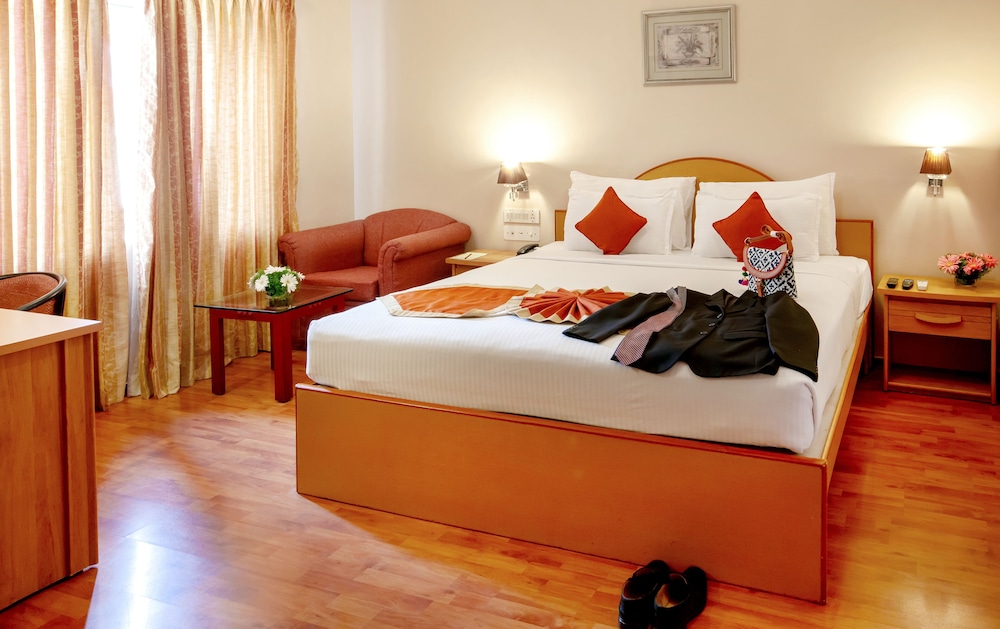 hotel halfmoon hospitality