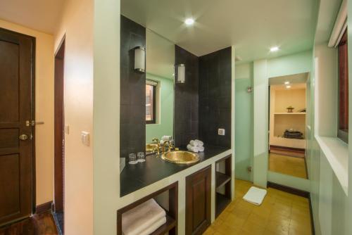 parasol blanc luang prabang