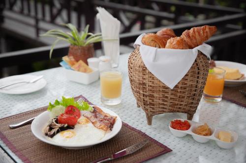 parasol blanc luang prabang