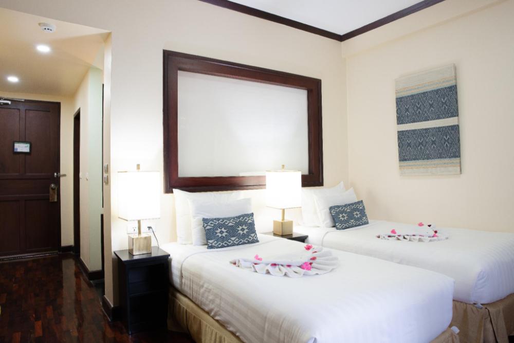 parasol blanc luang prabang