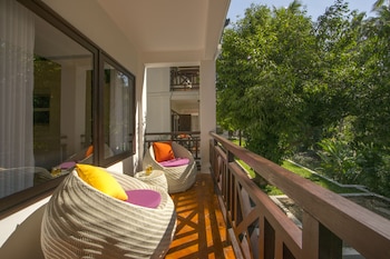 parasol blanc luang prabang