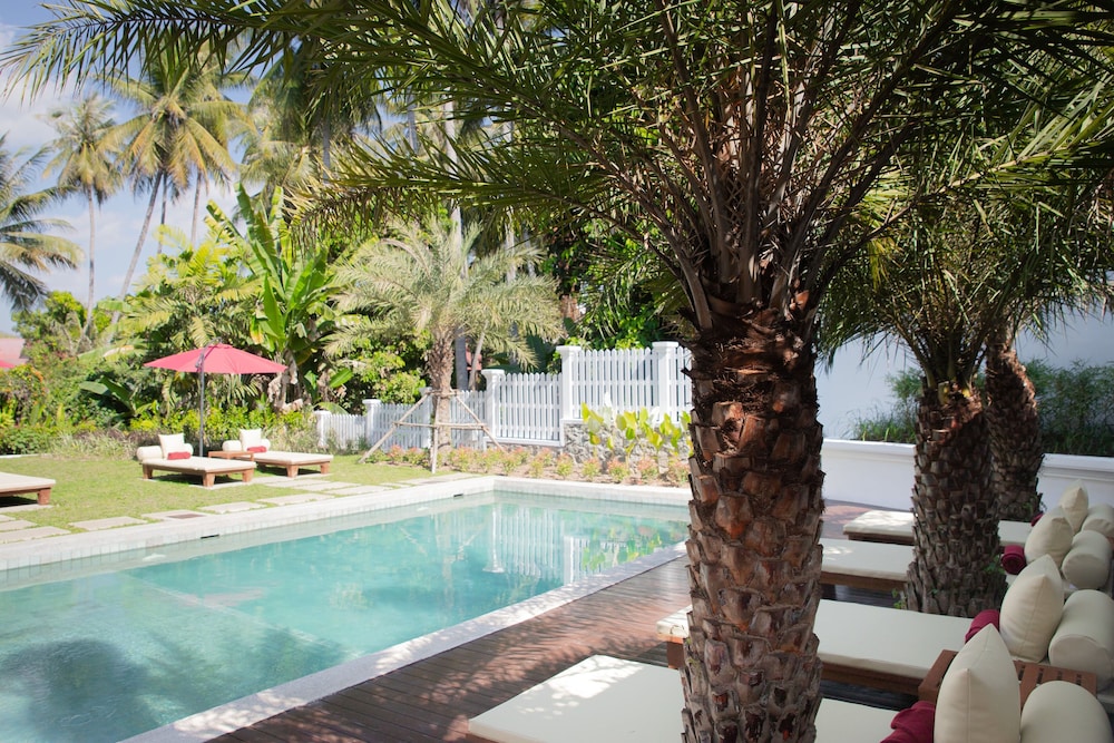 parasol blanc luang prabang