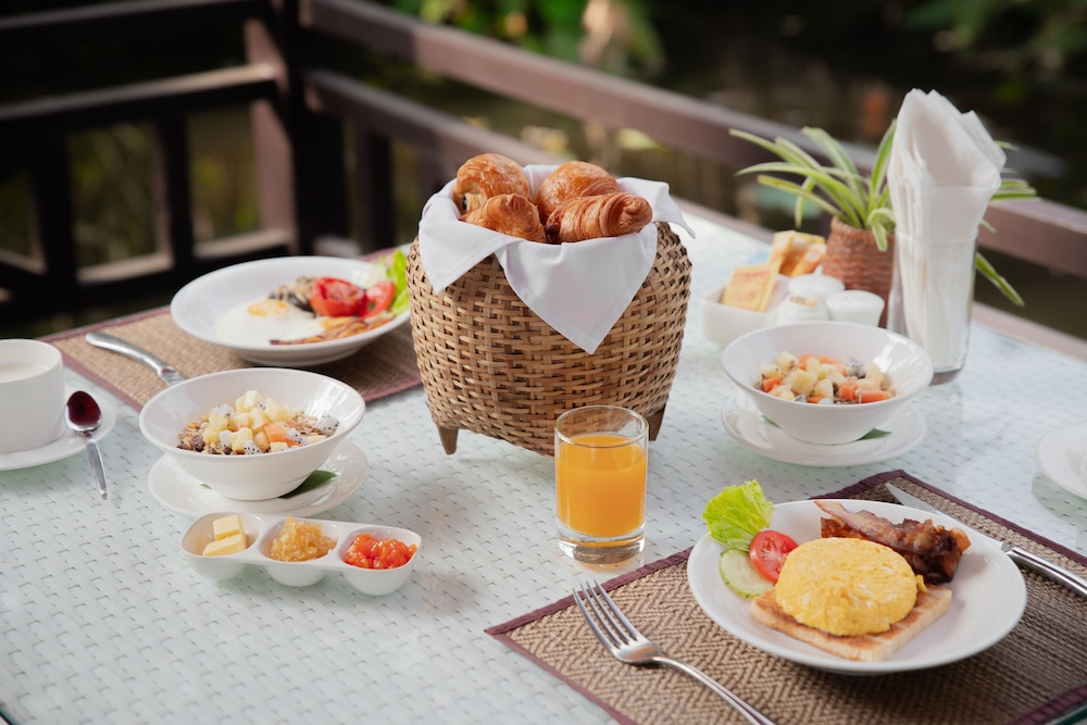 parasol blanc luang prabang