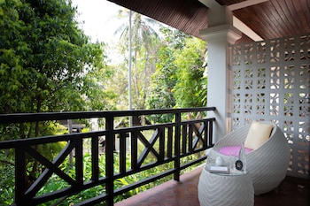 parasol blanc luang prabang