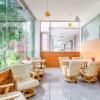 lightness hotel