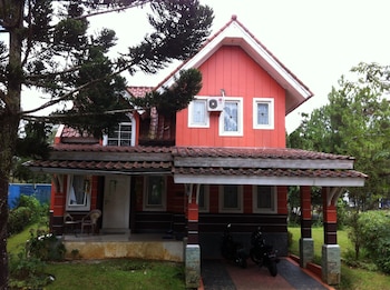 villa bukit danau lot 13
