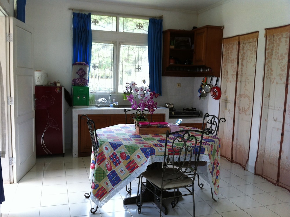 villa bukit danau lot 13