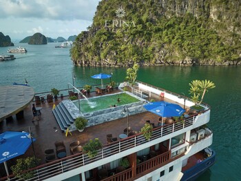 rosa cruise halong