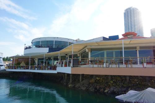 c hotel