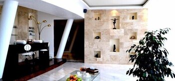 c hotel