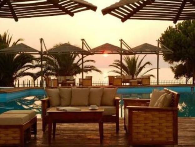 kamari beach hotel