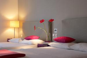 kamari beach hotel