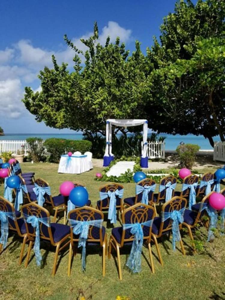 gem holiday beach resort