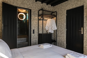 myconian inn
