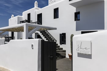 mikonos