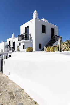 myconian inn