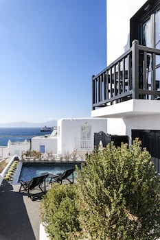 myconian inn